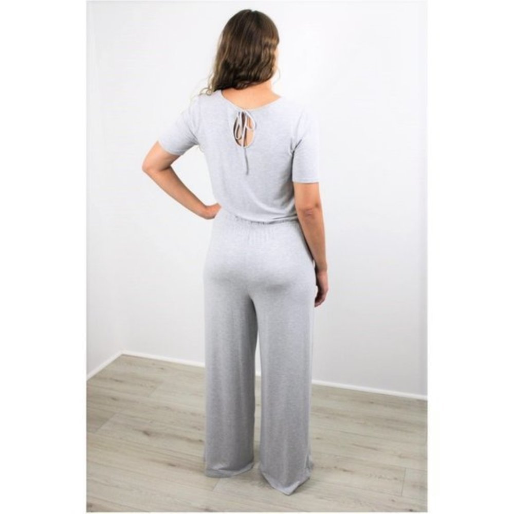 Wide Leg Short Sleeve Jumpsuit - Light Grey - Picture 5 of 5